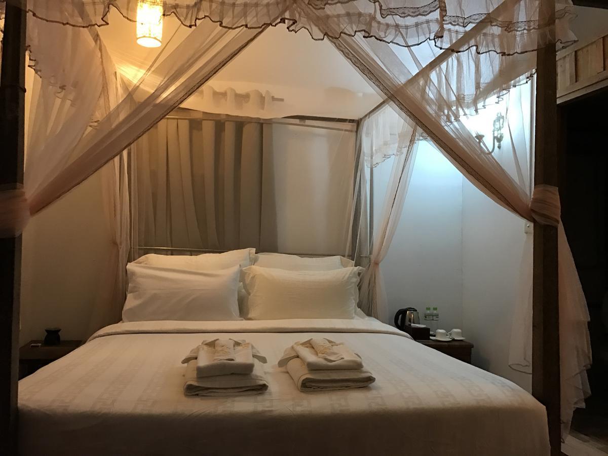 Malibu Bungalows シアヌークビル エクステリア 写真