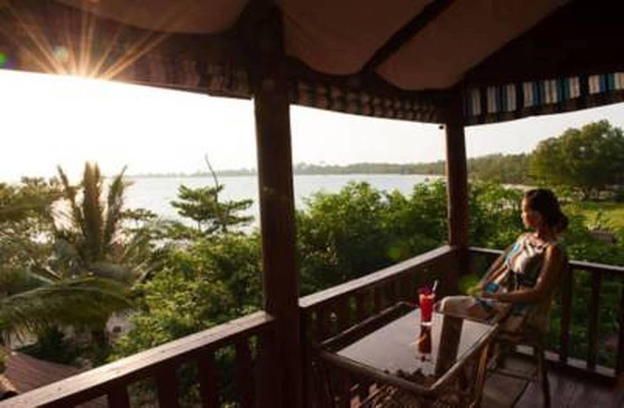 Malibu Bungalows シアヌークビル エクステリア 写真